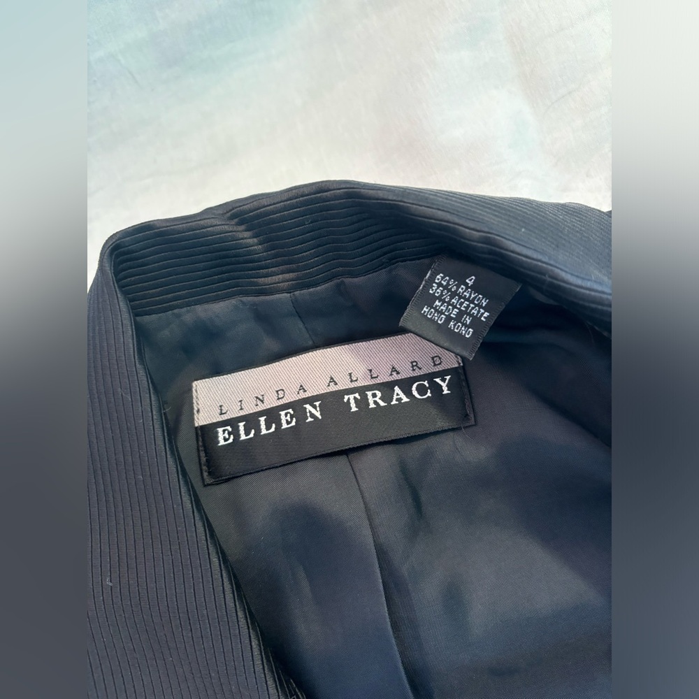 Linda Allard Ellen Tracy Blazer View 5